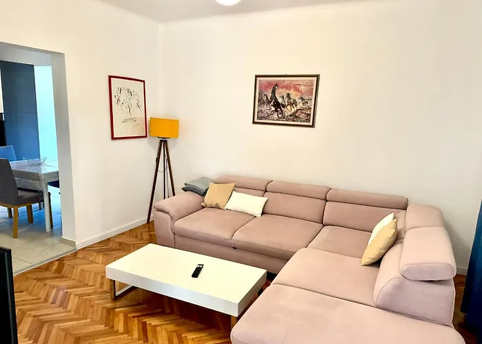 Apartments Mikelic