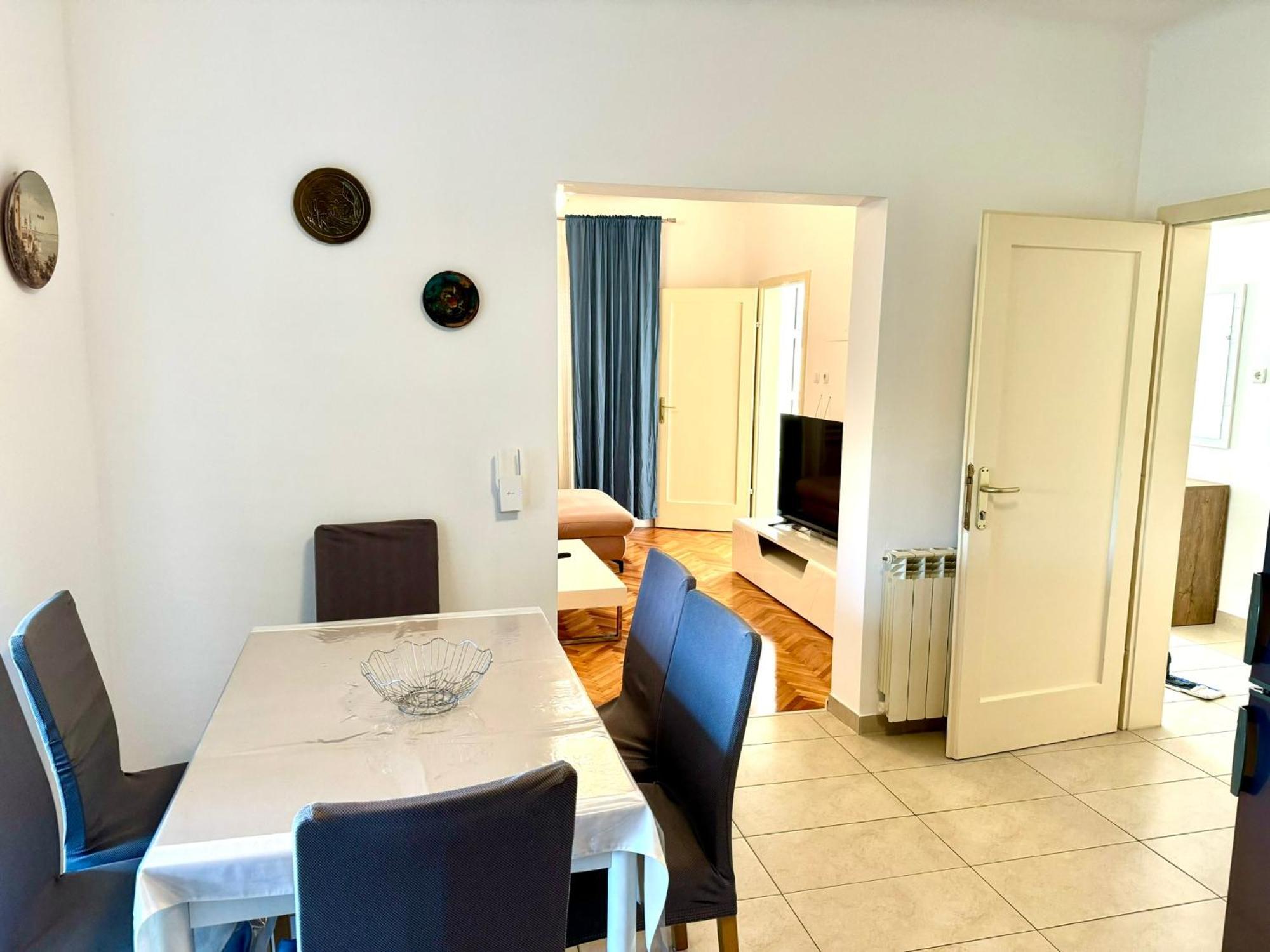 Apartment Mikelic *